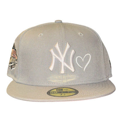 New York Yankees 1999 World SeriesHeart Grey/Pink 59FIFTY